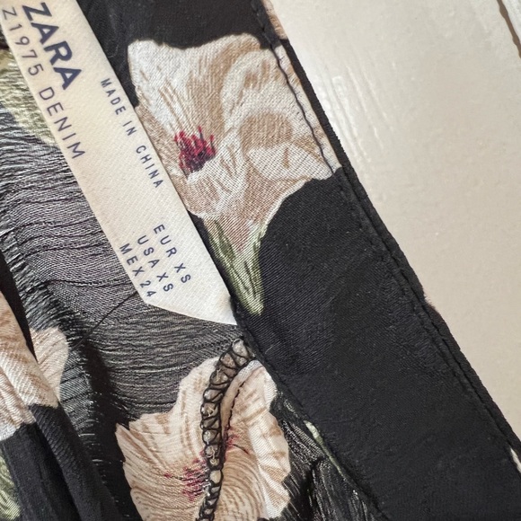 Zara black white floral midi dress a line US size XS - Picture 8 of 8